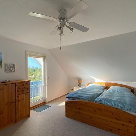 Freistehendes Einfamilienhaus Mit Boddenblick Naehe Ostsee Fuhlendorf  エクステリア 写真
