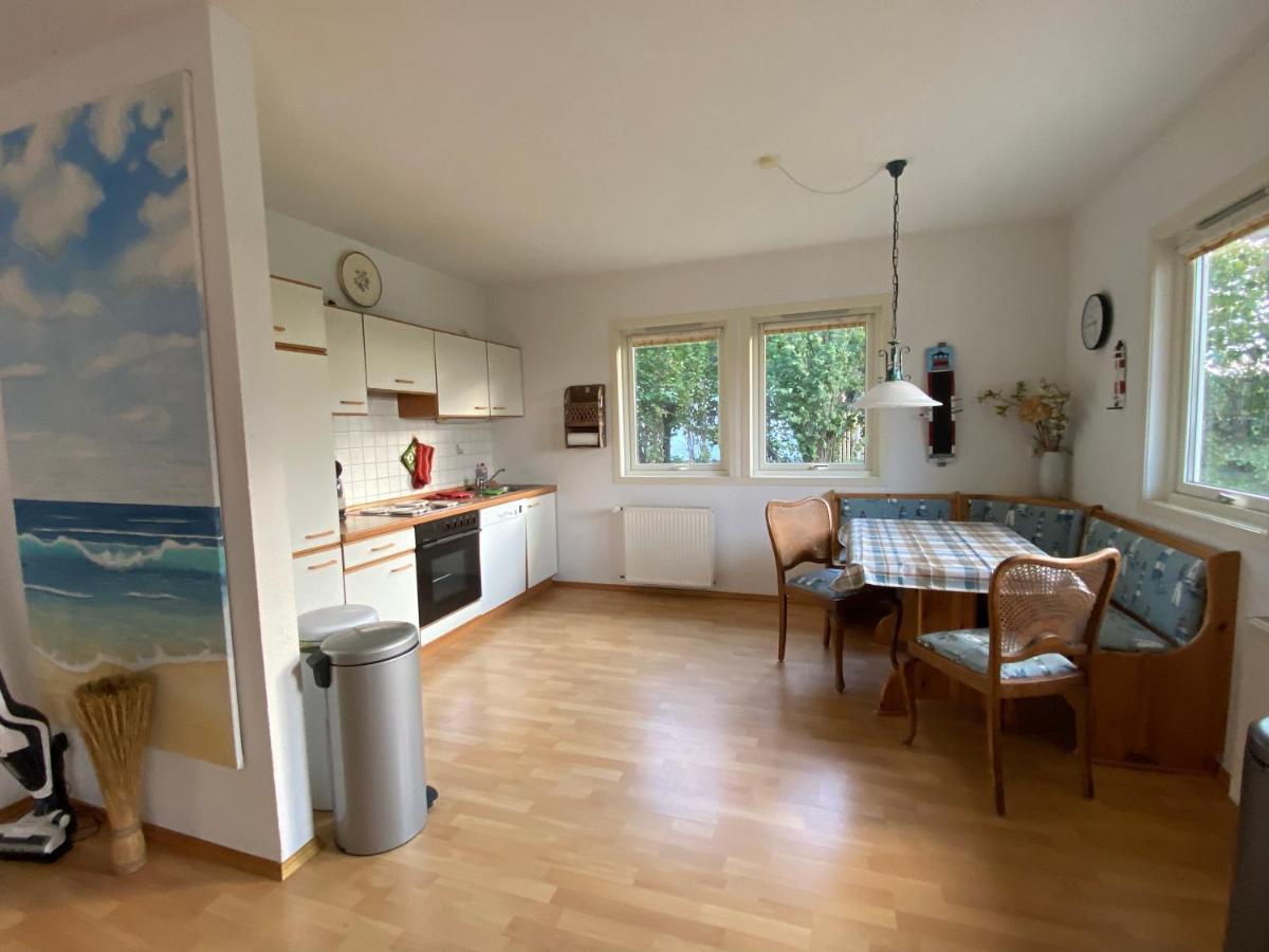 Freistehendes Einfamilienhaus Mit Boddenblick Naehe Ostsee Fuhlendorf  エクステリア 写真