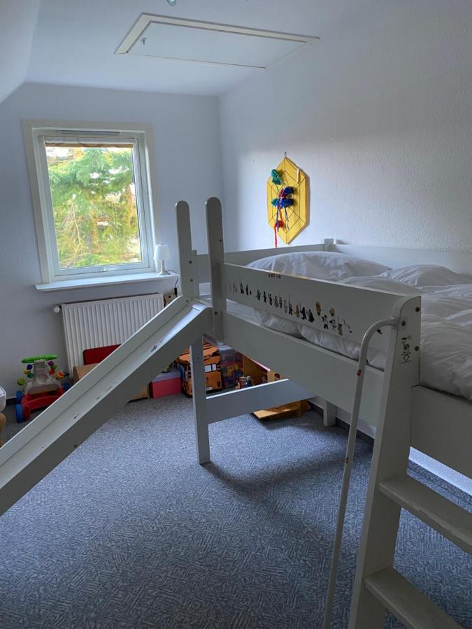 Freistehendes Einfamilienhaus Mit Boddenblick Naehe Ostsee Fuhlendorf  エクステリア 写真