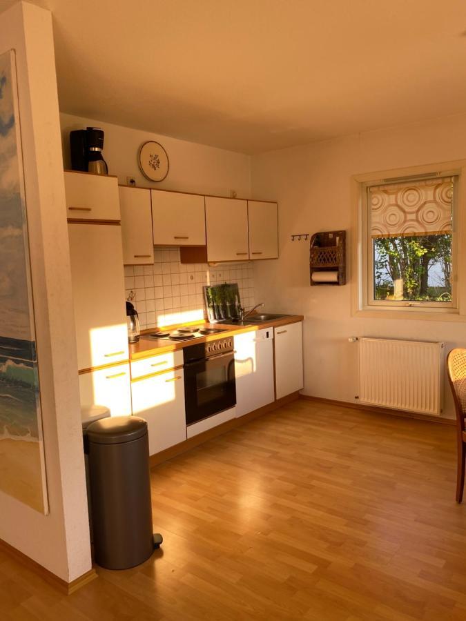 Freistehendes Einfamilienhaus Mit Boddenblick Naehe Ostsee Fuhlendorf  エクステリア 写真